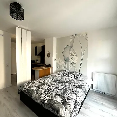Le Malia - Ideal Pro Et Couple - Hyper Centre - Proche Versailles * Trappes